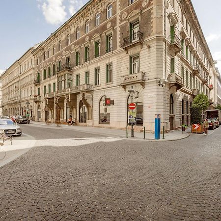 Апартаменти Experience City Nightlife From A Sleek Lavish Pad Будапешт Екстер'єр фото